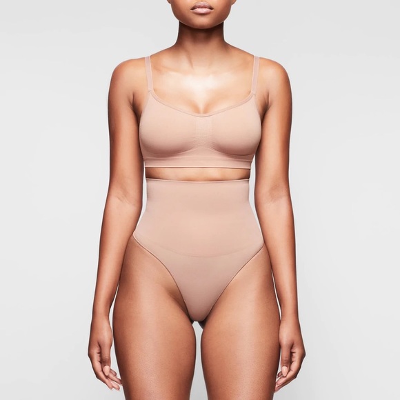 SKIMS Sculpting Bralette in Sienna - Picture 2 of 9